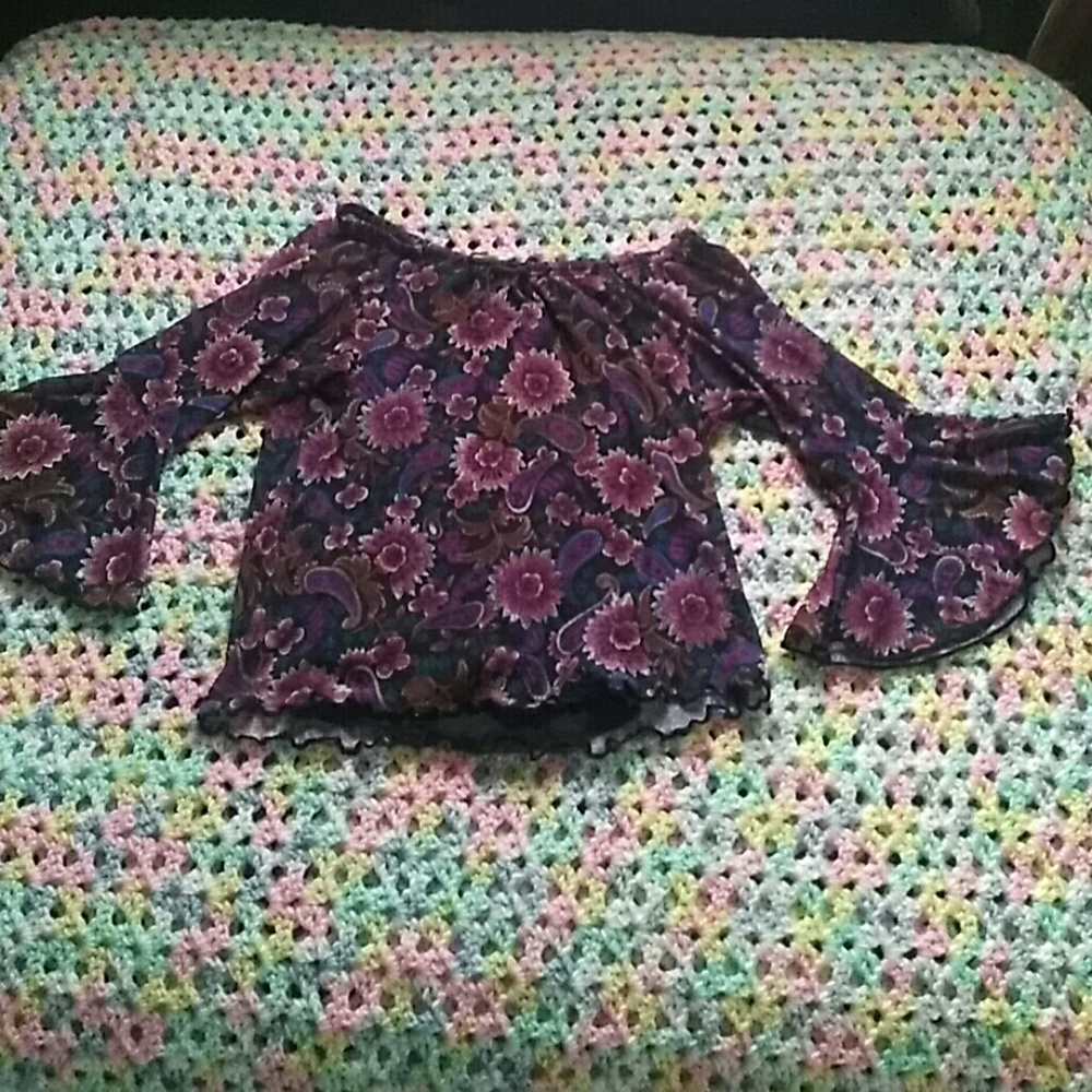 Purple flower bell bottom sleeve shirt